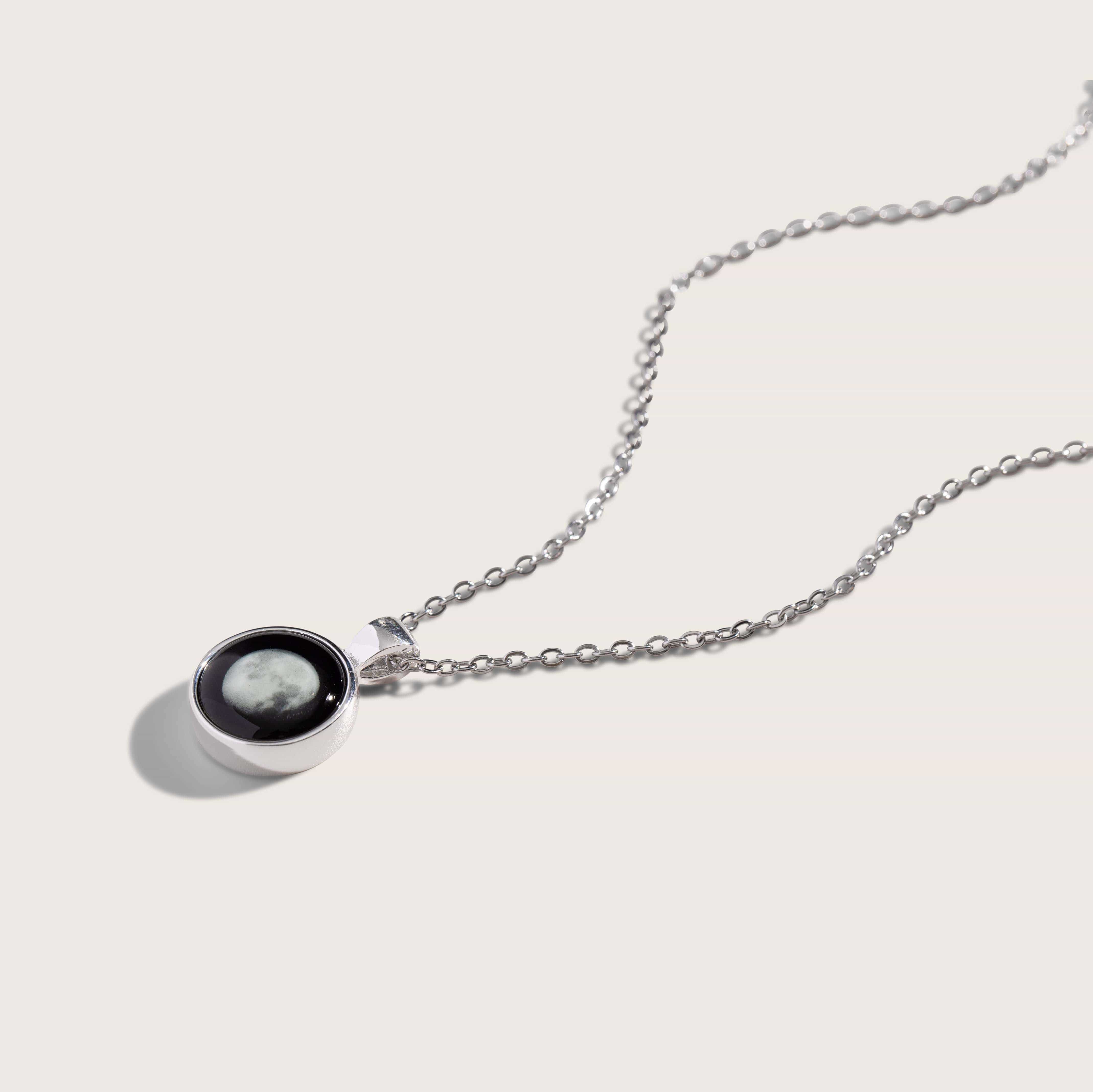 Moonglow Nike Choker Necklace - Silver